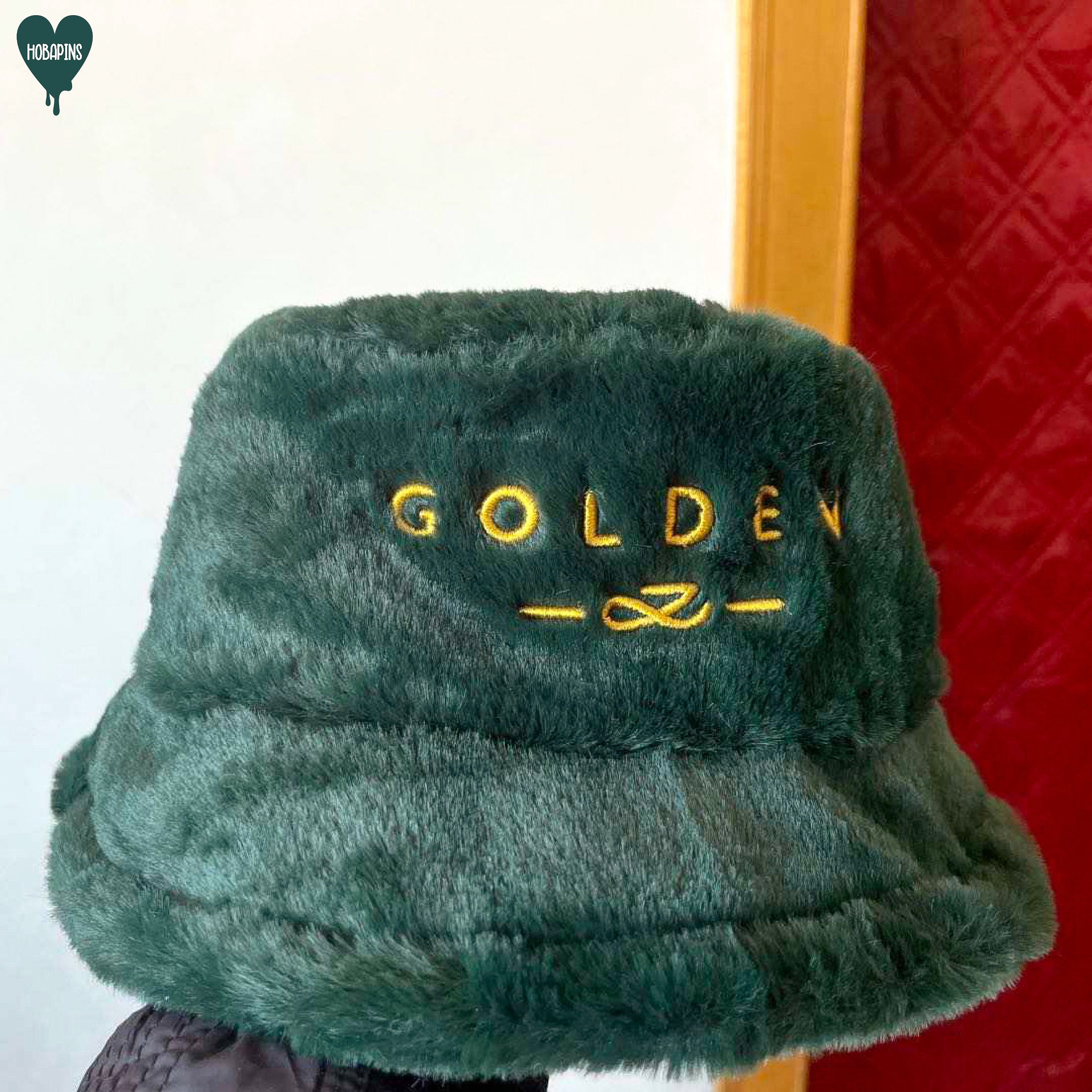 Golden Fuzzy Bucket Hat – hobapins