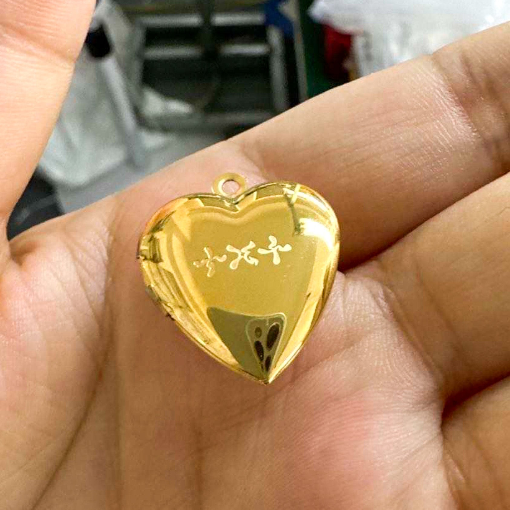 Undertale clearance heart pendant